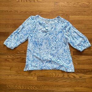 Croft & Barrow Blue and White Patterned Top